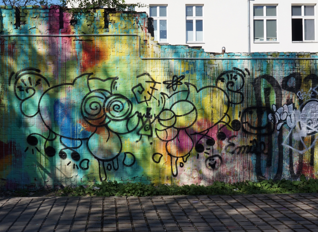 Wall with light and shadow, Berlin 2018 Wall with light and shadow, Berlin 2018